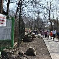 «Накриємо зоокуток «парашутом», щоб перелітні птахи не приносили нам усіляку заразу…»