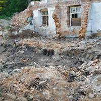 Людські рештки на будмайданчику: у Тернополі будівельники натрапили на моторошну знахідку (Фото)