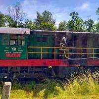 Неподалік Тернополя вогнем охопило поїзд (Фото)