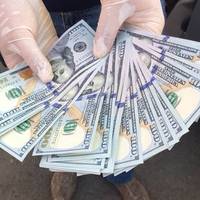 $1500 хабаря за «спасіння» від армії – Тернопільські поліцейські затримали заступника військового комісара району
