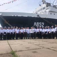 Другий за розмірами морський корабель України носитиме назву 