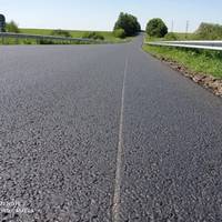 На Тернопільщині недобросовісні водії навмисно руйнують новенькі дороги