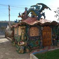 КАЗКА НА ПОДВІР’Ї: РОДИНА З ТЕРНОПІЛЬЩИНИ ВИГОТОВЛЯЄ НЕЗВИЧНІ СКУЛЬПТУРИ З БЕТОНУ