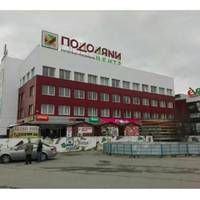 У “Подолянах” дитина впала з другого поверху: суд звинуватив маму