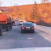 Нарешті: на Тернопільщині відкрили проїзд для автомобілів через відремонтований міст у Струсові