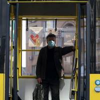 Зміни у Тернополі: години пільгового проїзду обмежать, а в транспорт перш за все пускатимуть учнів