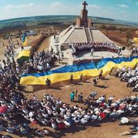 Нічого святого: на історичному місті на Тернопільщині хочуть видобувати вапняк