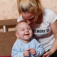 Тернопільська сім’я Максима Антонишина, у якого СМА, пожертвувала 2-річному закарпатцю 5 млн грн. на рятівний укол