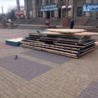 У центрі Тернополя вже встановлюють 