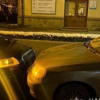 У Тернополі на пішохідному збили жінку (Фото)