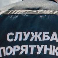 На Тернопільщині перекинувся бензовоз, рятувальники усувають наслідки – ДСНС