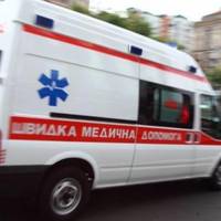 В Тернополі дитина послизнулася на вулиці і отримала серйозну травму голови