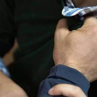Медики опівночі рятували хлопця, якого побив знайомий у Тернополі