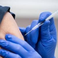 Тернопільські чиновники і комунальники без довідки про вакцинацію будуть відсторонені від роботи