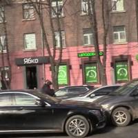 ВІДЕО. У центрі Тернополя зіткнулися три авто