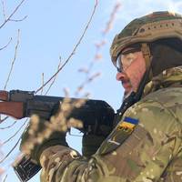 Партія зброї надійшла на Тернопільщину, її роздали підрозділам територіальної оборони