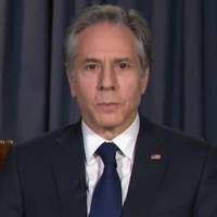 США дозволили країнам НАТО постачати винищувачі в Україну
