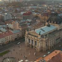 У Львові чути звуки схожі на вибухи