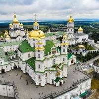 У Почаївській Лаврі збирають підписи за вихід з Московського патріархату