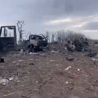 Окупанти розбили самі себе з гелікоптера на Харківщині — втрати величезні