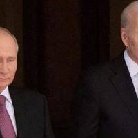 Байден назвав Путіна м`ясником після спілкування з українськими біженцями