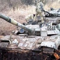 ЗСУ відкопали для себе цілу колону танків РФ, що застрягли в українському ґрунті