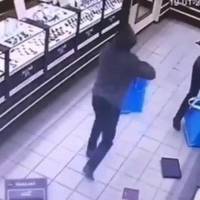 У Тернополі застали на гарячому злодія який грабував ювелірний магазин