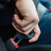 Пaтрульні штрaфують тернополян, які не пристібaються в aвто