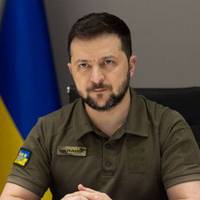 Зеленський доручив Генштабу скасувати порядок щодо видачі дозволів на виїзд військовозобов'язаним