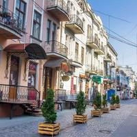 У Тернополі пропонують прибрати вивіски з фасадів історичної частини міста