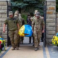 Без батька залишився 8-річний синочок: на Тернопільщині попрощались із Героєм Ігорем Рожуком (Фото)