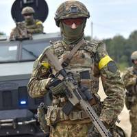 Український боєць чотири дні просидів у ямі без стопи: історія неймовірного порятунку