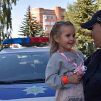 У Тернополі патрульні здійснили мрію 4-річної дівчинки