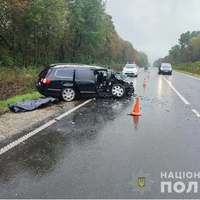 Мама загинула на місці, батько із сином потрапили у лікарню: ДТП на Тернопільщині