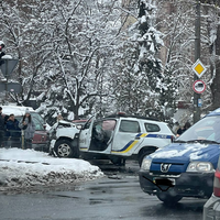 Масштабна аварія у Тернополі за участі поліції (ФОТО)