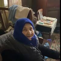 У Бережанах самотня бабця живе в холодній хаті, волонтери допомагають як можуть