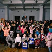 Майже 8000 світловідбивальних стрічок-флікерів отримали маленькі тернополяни від Тернопільської міської ради