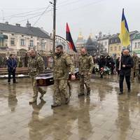 Поповнив ряди Небесного воїнства: Тернопільщина попрощалася із загиблим матросом