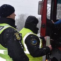 Поліція Тернопільщини робить масові перевірки водіїв вантажівок