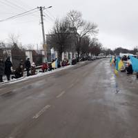 На колінах з прапорами провели в останню дорогу ще одного загиблого Героя з Тернопільщини