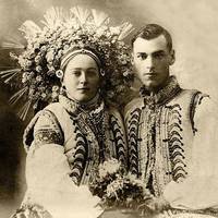 Українське весілля в старовинних фотографіях (ФОТОРЕПОРТАЖ)