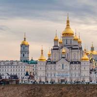 Тернопільський митрополит заявив, що ПЦУ готова оформляти документи на Почаївську лавру