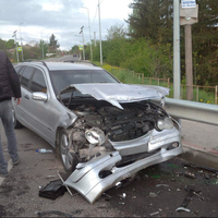 Біля Тернополя зіткнулися Mercedes та Hyundai: є травмовані (ФОТО)