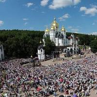 Оприлюднили погодинний графік прощі у Зарваниці