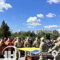 Із героєм Сергієм Козаком попрощалися у Тернополі