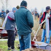 Воїна ЗСУ ховали разом із мамою - вона померла через день після трагедії