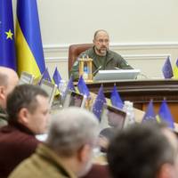 Уряд намагається перекласти відповідальність за підняття тарифів на місцеві ради. На електрику тариф вже підняли