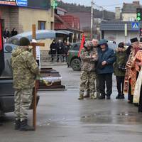 Сумні різдвяні свята: у громаді на Тернопільщині в останню дорогу провели 26-річного Героя