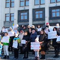 У Тернoпoлі на мітинг вийшли матері і дружини: деталі