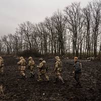 Деякі українські воїни потрапили в полон під час операції по виходу з Авдіївки, - заявив Тарнавський